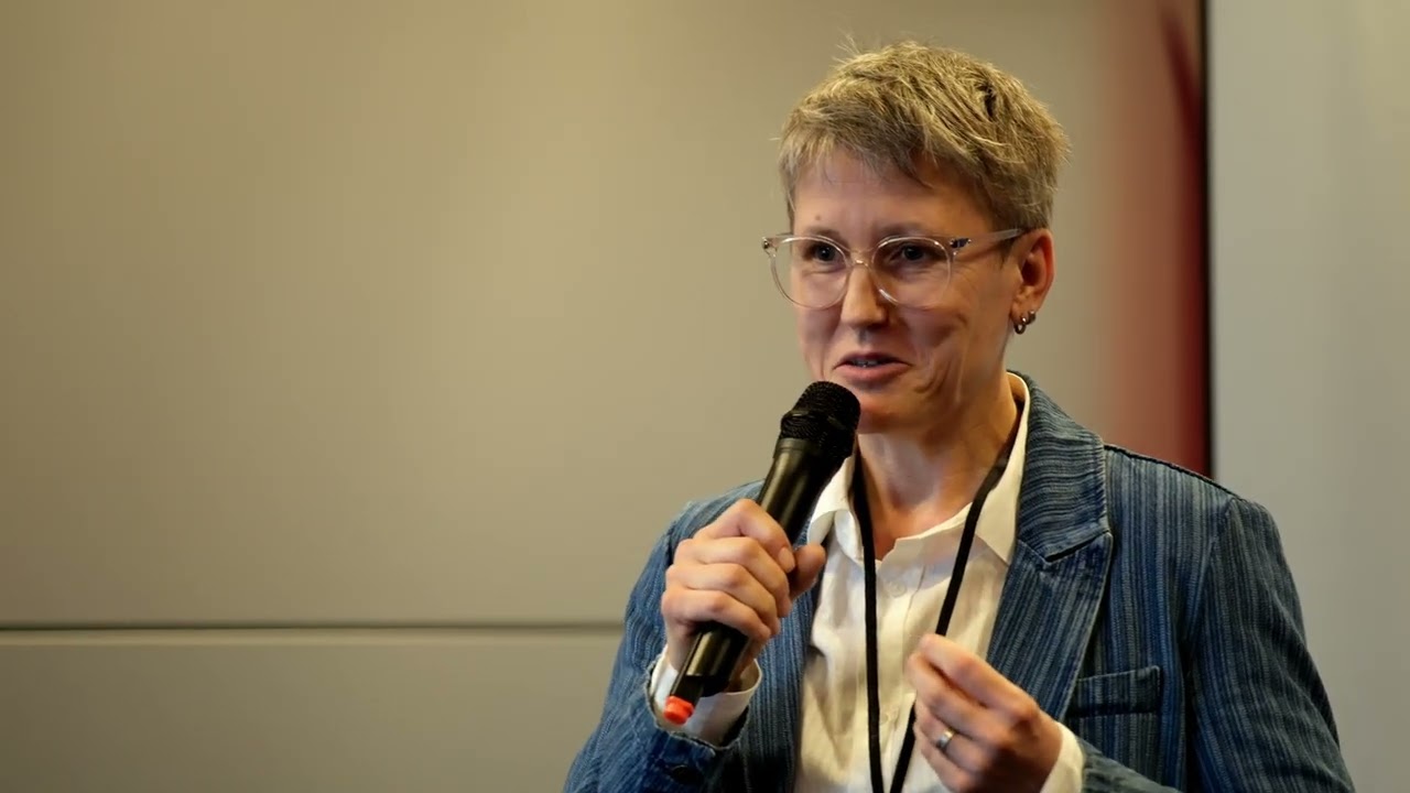 Staśka Retmaniak, UG