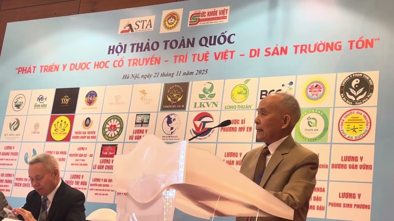 Giá sư, Tiến sĩ , Lương y Ngô Đức Vượng tại Hội thảo toàn quốc về y học cổ truyền Việt Nam 
