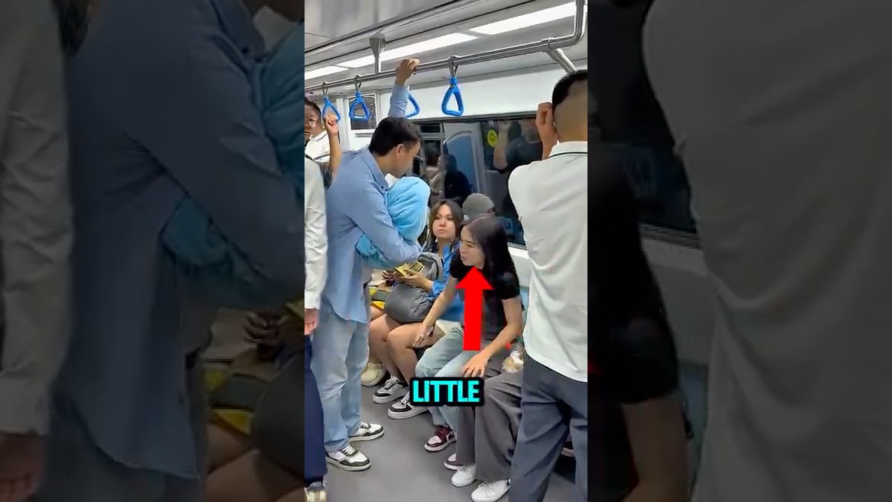 Эта маленькая девочка &mdash; самая добрая девочка в метро! 🥰😘