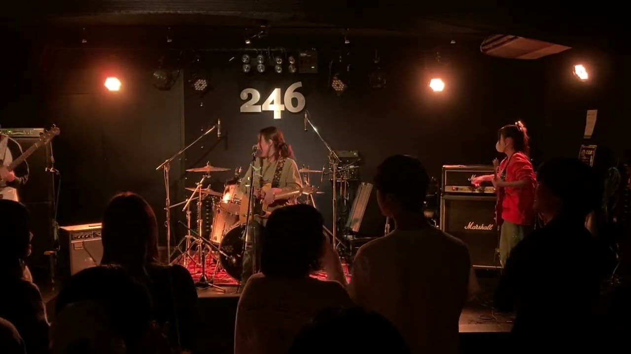 新年ライブ クリープハイプ