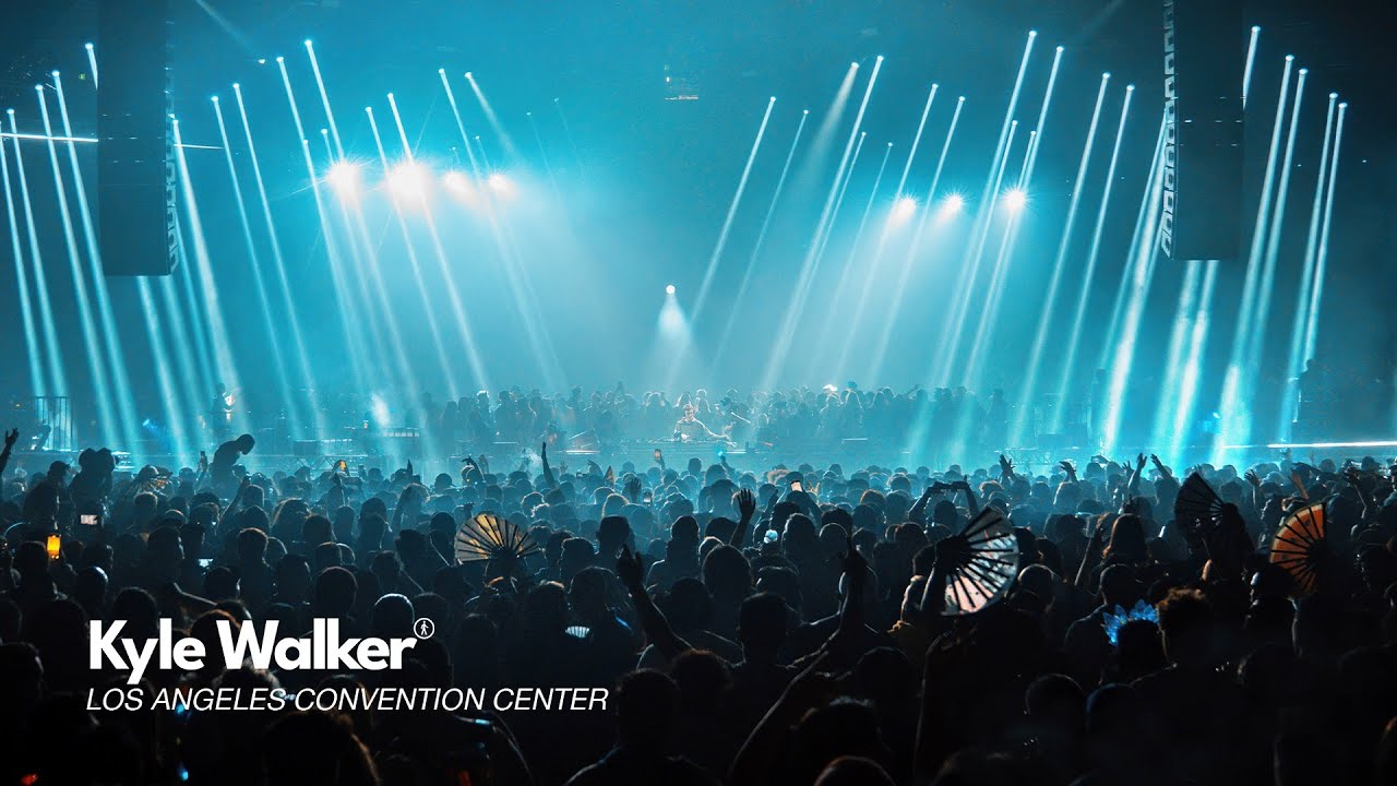 Kyle Walker at the Los Angeles Convention Center for Forever Midnight 2023