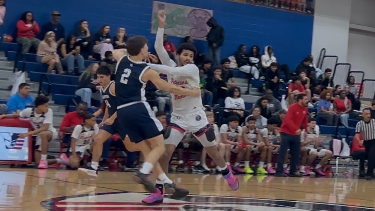 #2 Gavin Peck ‘28 CG TX • 45 PTS w 7 THREES vs Veterans Memorial