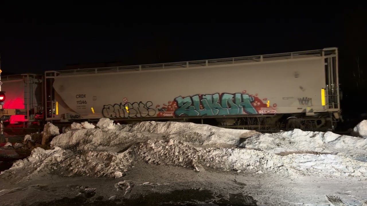 What a great week of Railfanning St. Paul mn. Up heritage unit leader and more must watch catches.