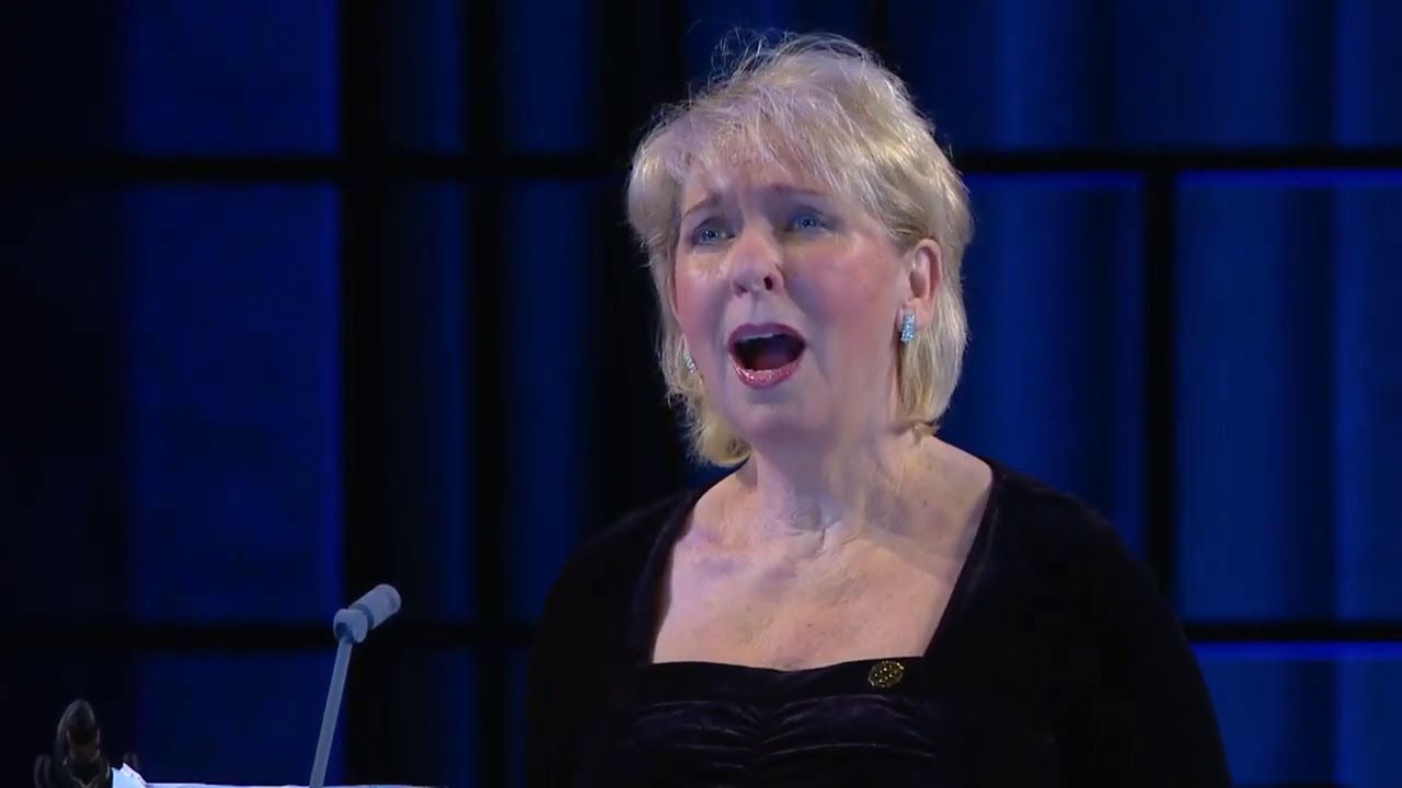 F.  Schubert: Ave Maria Ingrid Kertesi - Anna Subedi