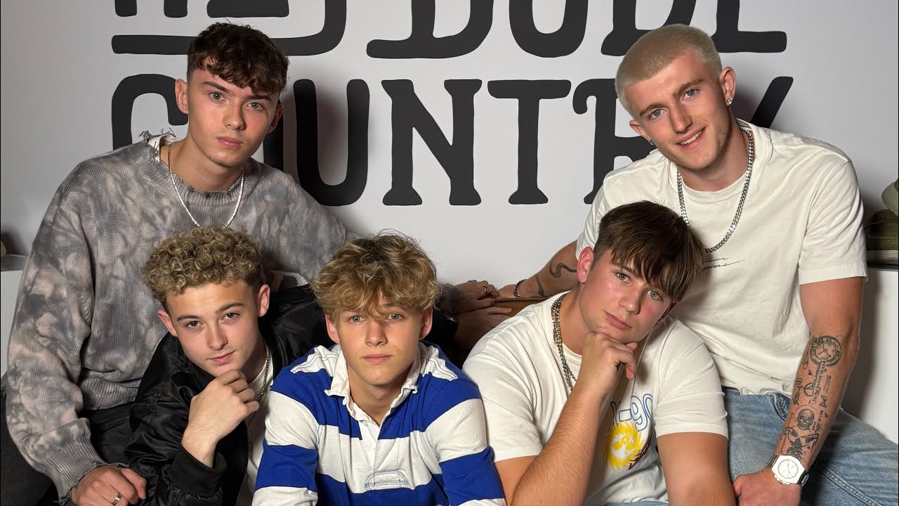 LEWIS CAPALDI X HEY DUDE COUNTRY LAUNCH NIGHT