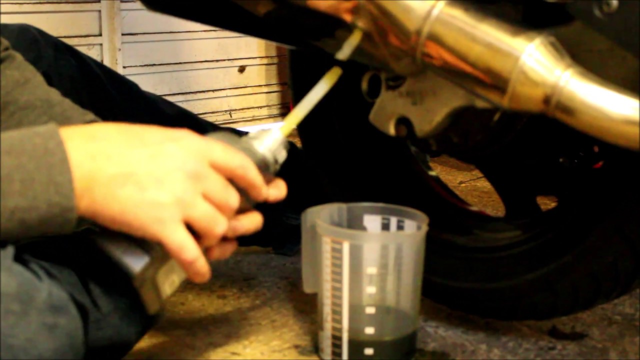 How to change the final drive oil on a ST1300