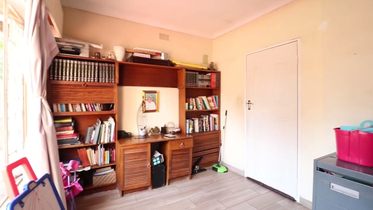 Property For Sale in Mondeor, Johannesburg