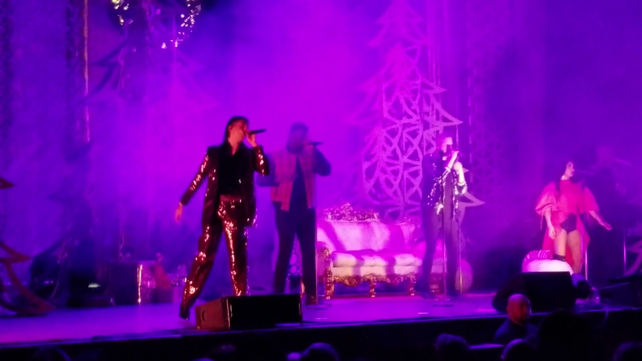 Pentatonix  - Making Christmas  - Grand Prairie, TX 11/25/18