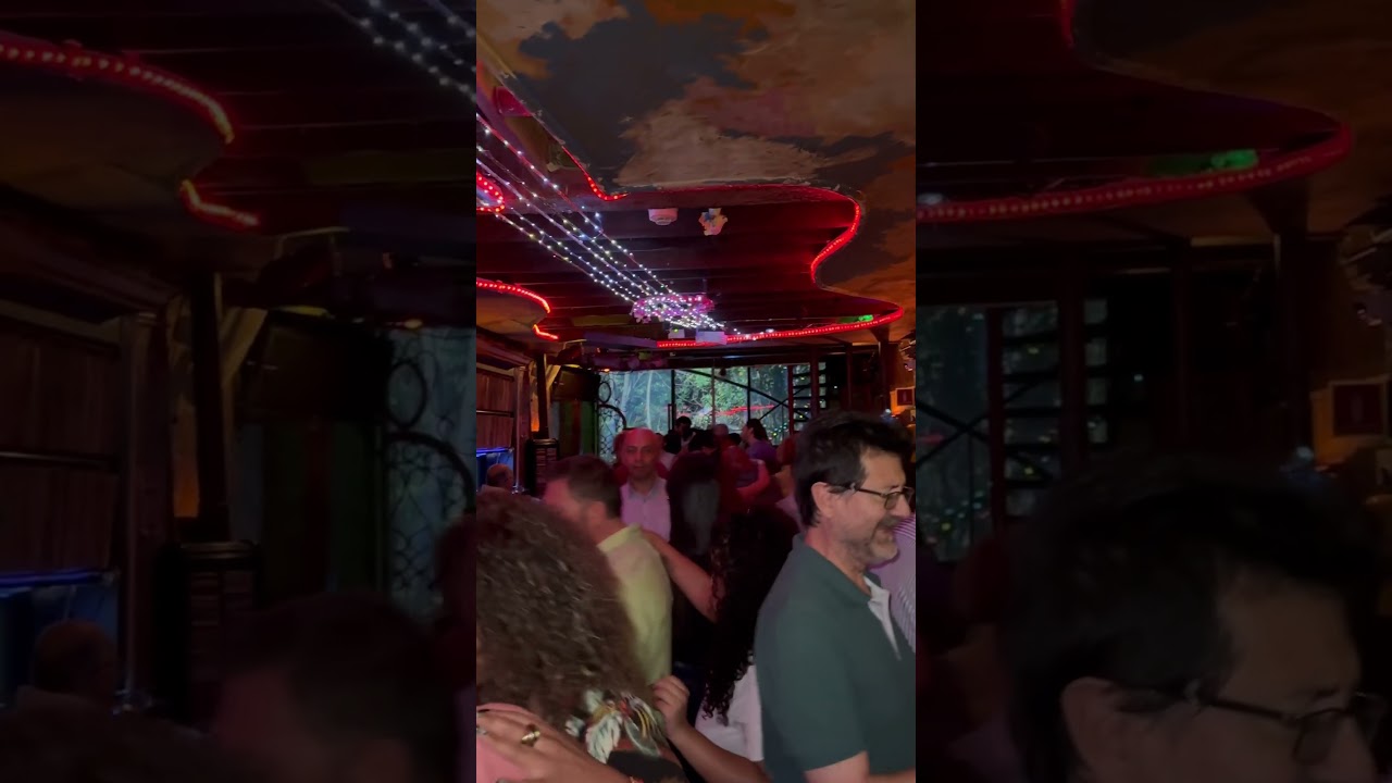 💃🎉 &iexcl;La salsa sabrosa!#bailarsalsa #Tromboranga #latinmusic #cafebohemia #bogot&aacute; #vidanocturna #