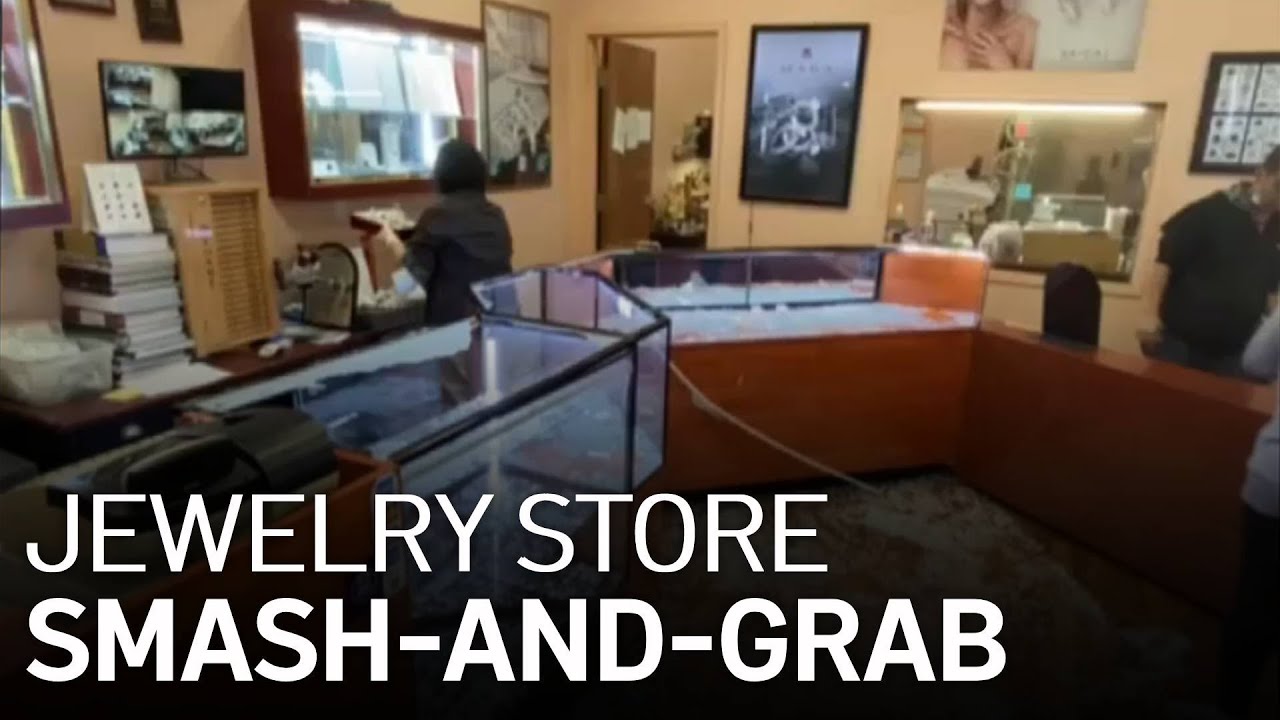 Police Investigate Smash-And-Grab Robbery at SJ's Eastridge Mall