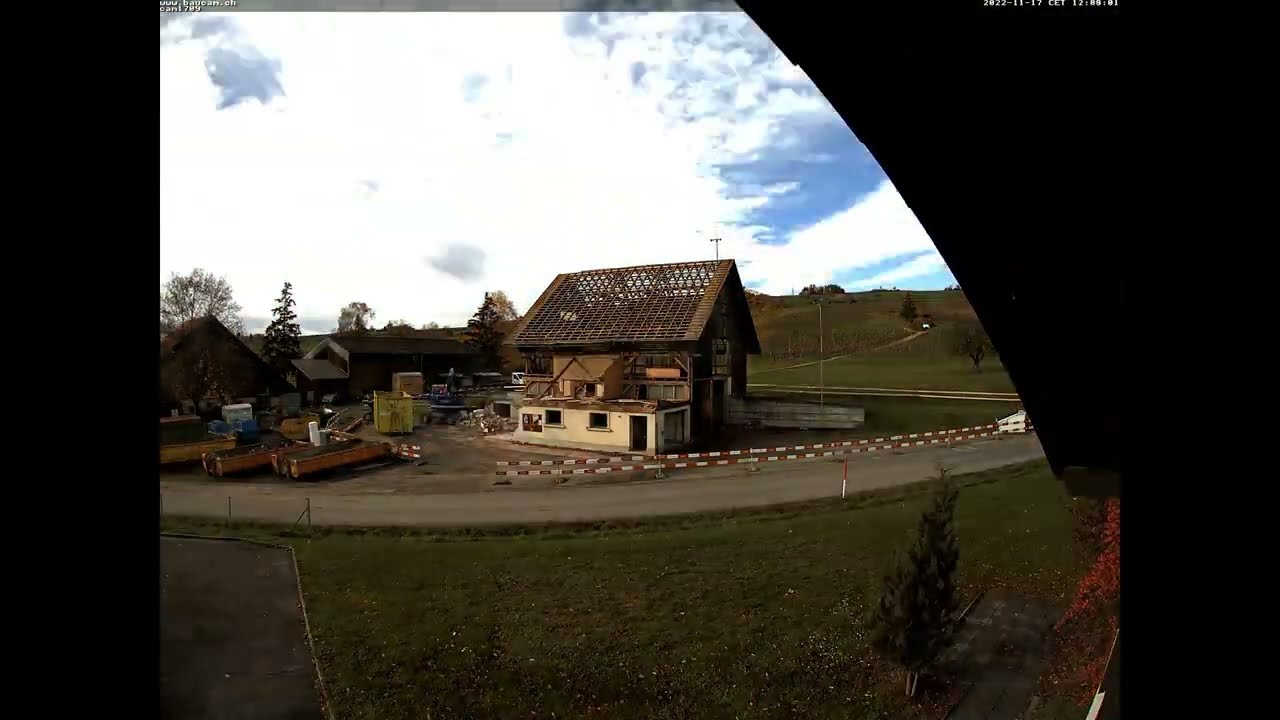 Aufbau Mehrzweckgeb&auml;ude f&uuml;r den W&auml;rmeverbund in Oberhallau