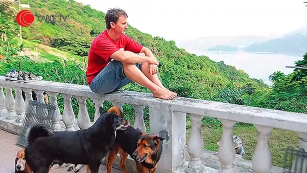 河國榮3層獨立屋收養12隻大狗 聖誕節愛犬因急性胰臟炎離世 堅持收養棄養流浪狗狗【繼續寵愛 EP5-1】（中文字幕）