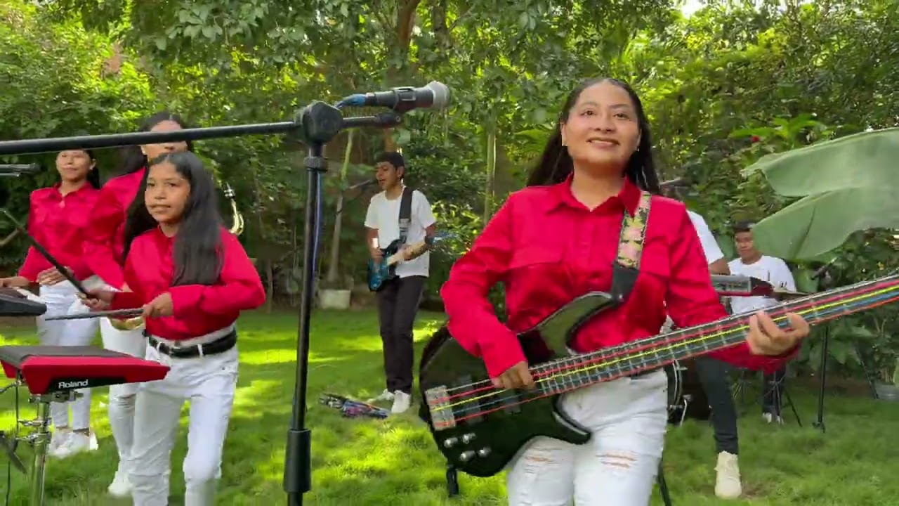 Los Yorkles | Feliz Feliz