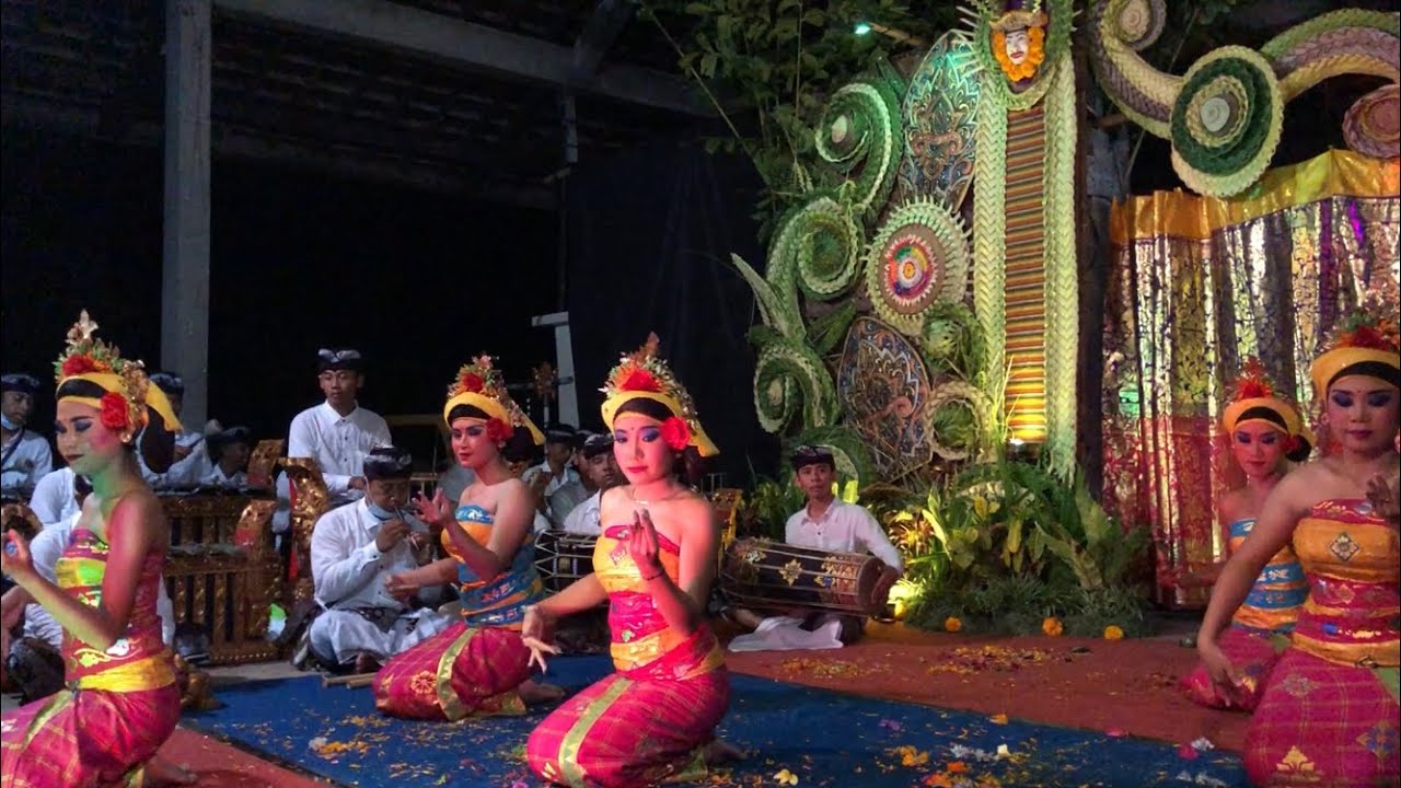 Tari Tenun - St. Yowana Gata - Desa Adat Cekik