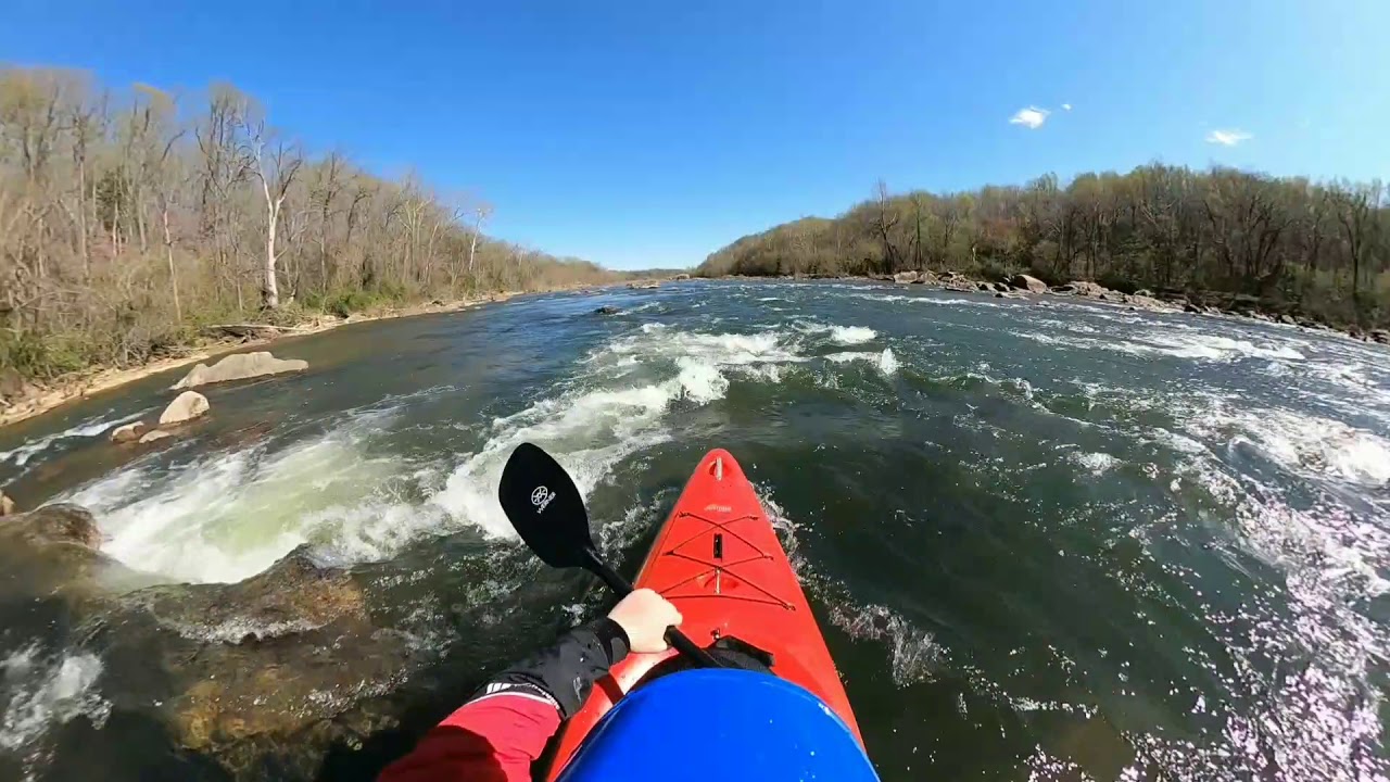 Kayaking down the Rappahannock River