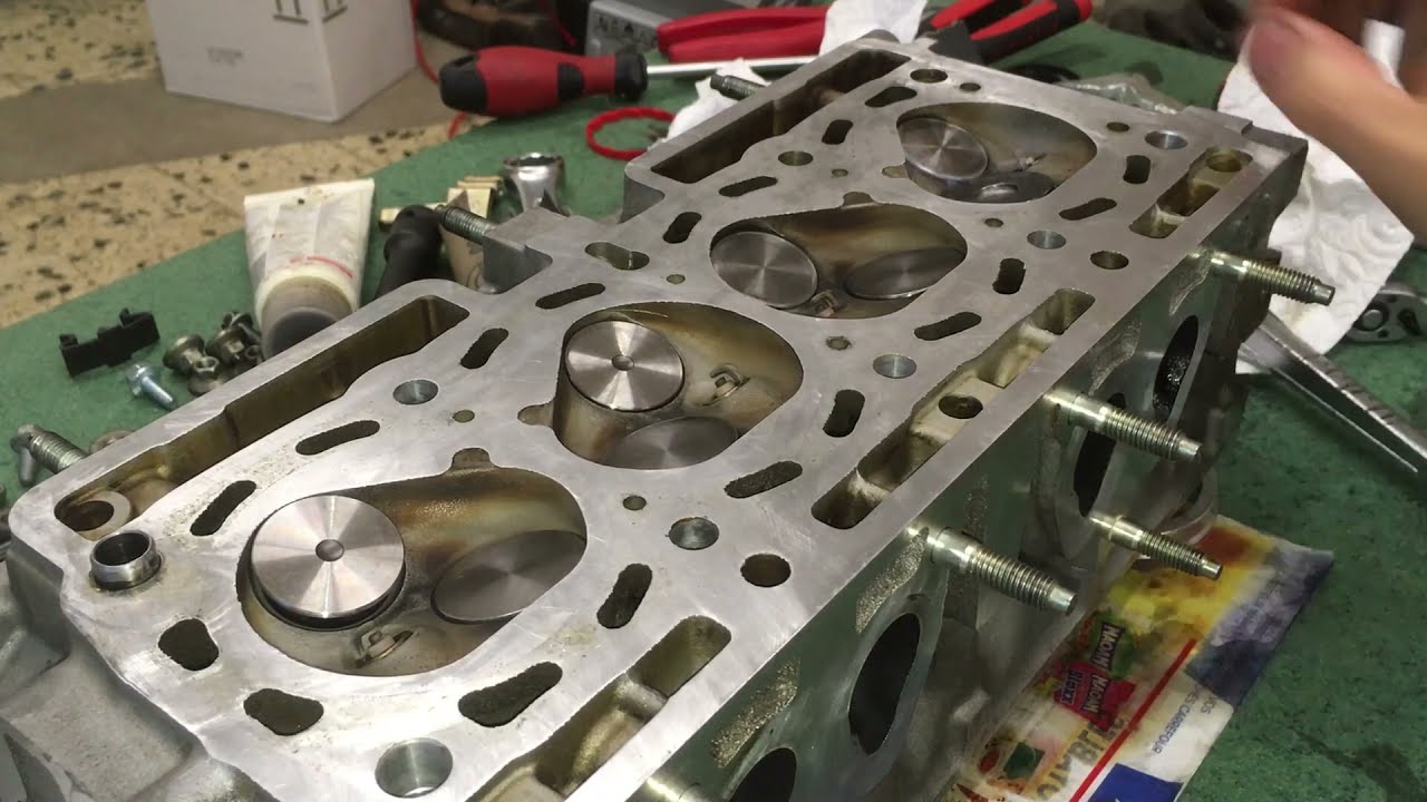 Contrôle et réglage des soupapes / culbuteur sur un moteur Renault Clio 2 1.2 D7F 720