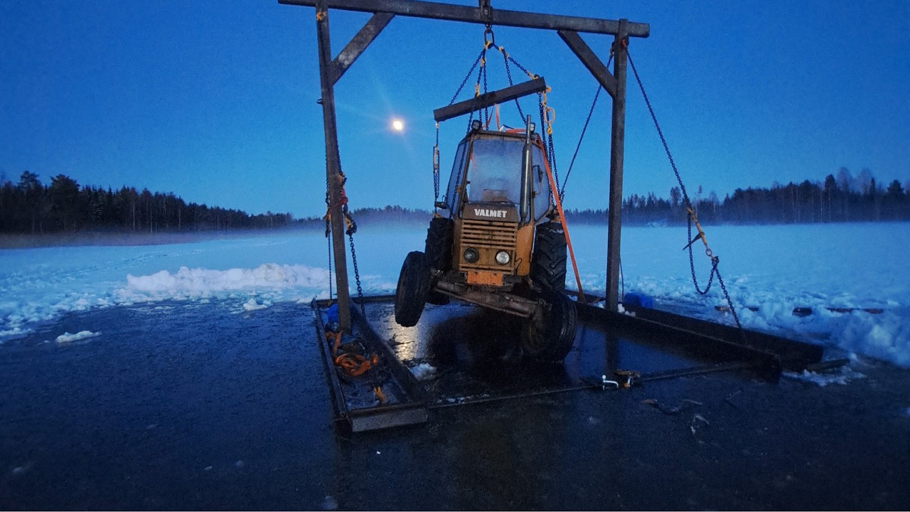 Järvestä nostettu Valmet - mitä oikeasti tapahtui?
