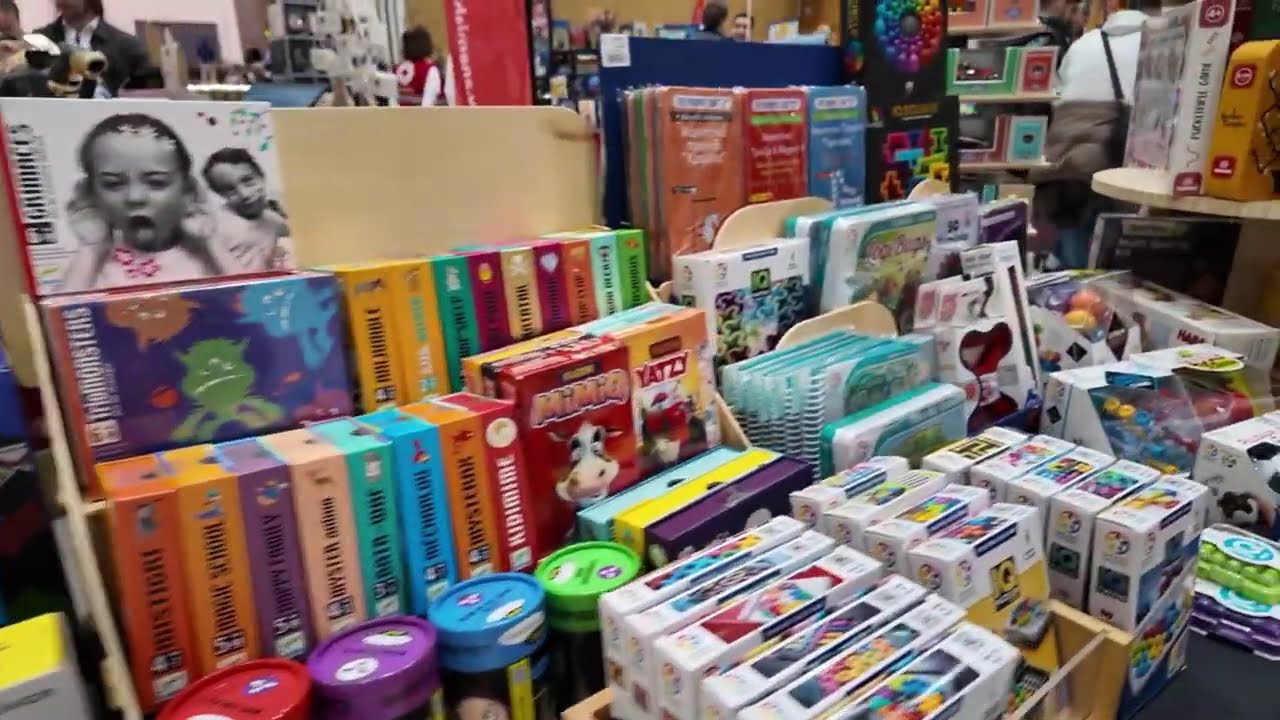Vintage Toys & Retro Games Expo in Thessaloniki | Consoles, Playmobil, Lego, View-Master & More!