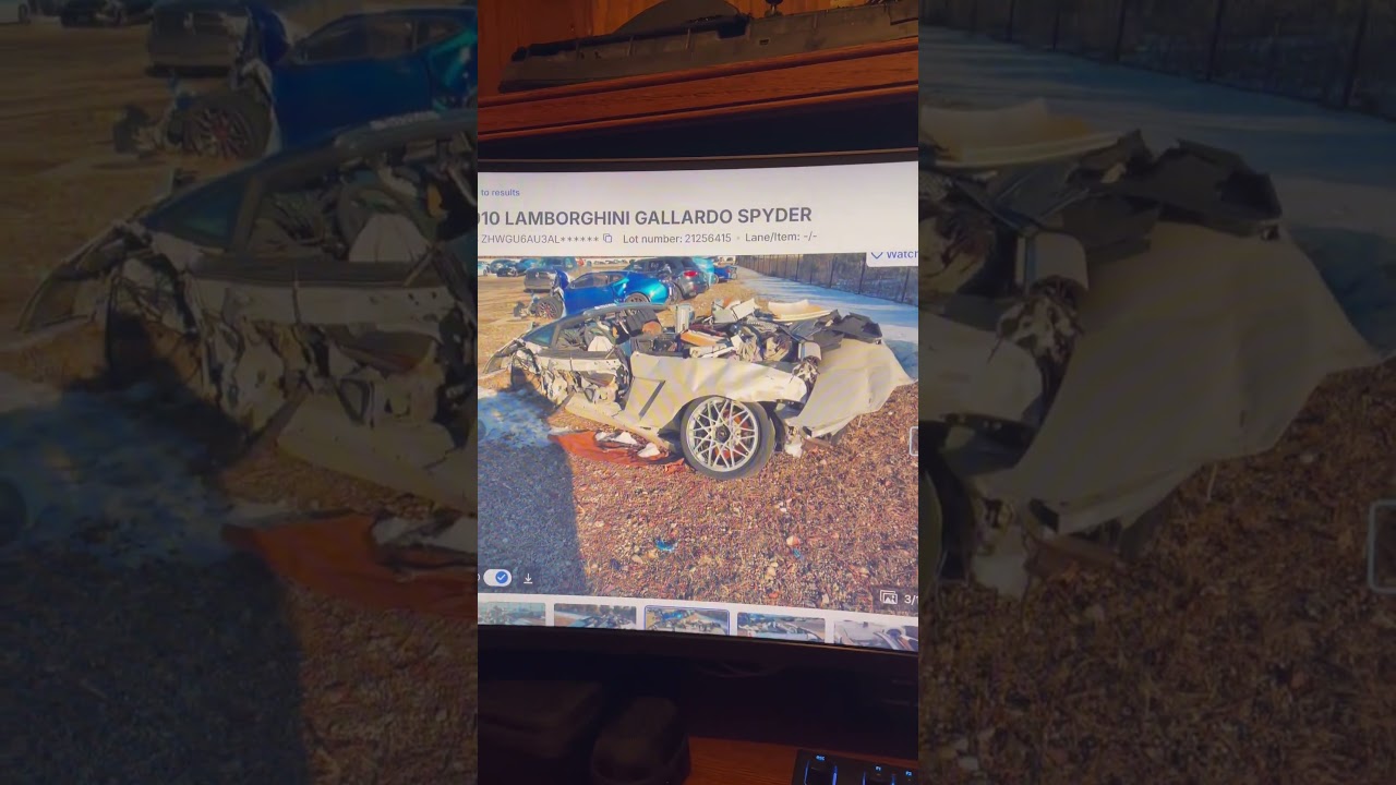 Wrecked lambo 