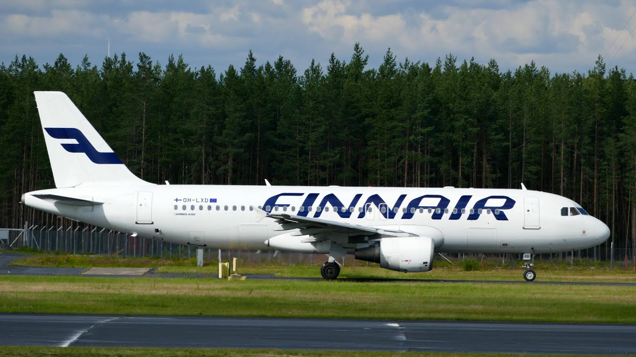 4K - Finnair A320-214 takeoff from runway 30 at Oulu EFOU