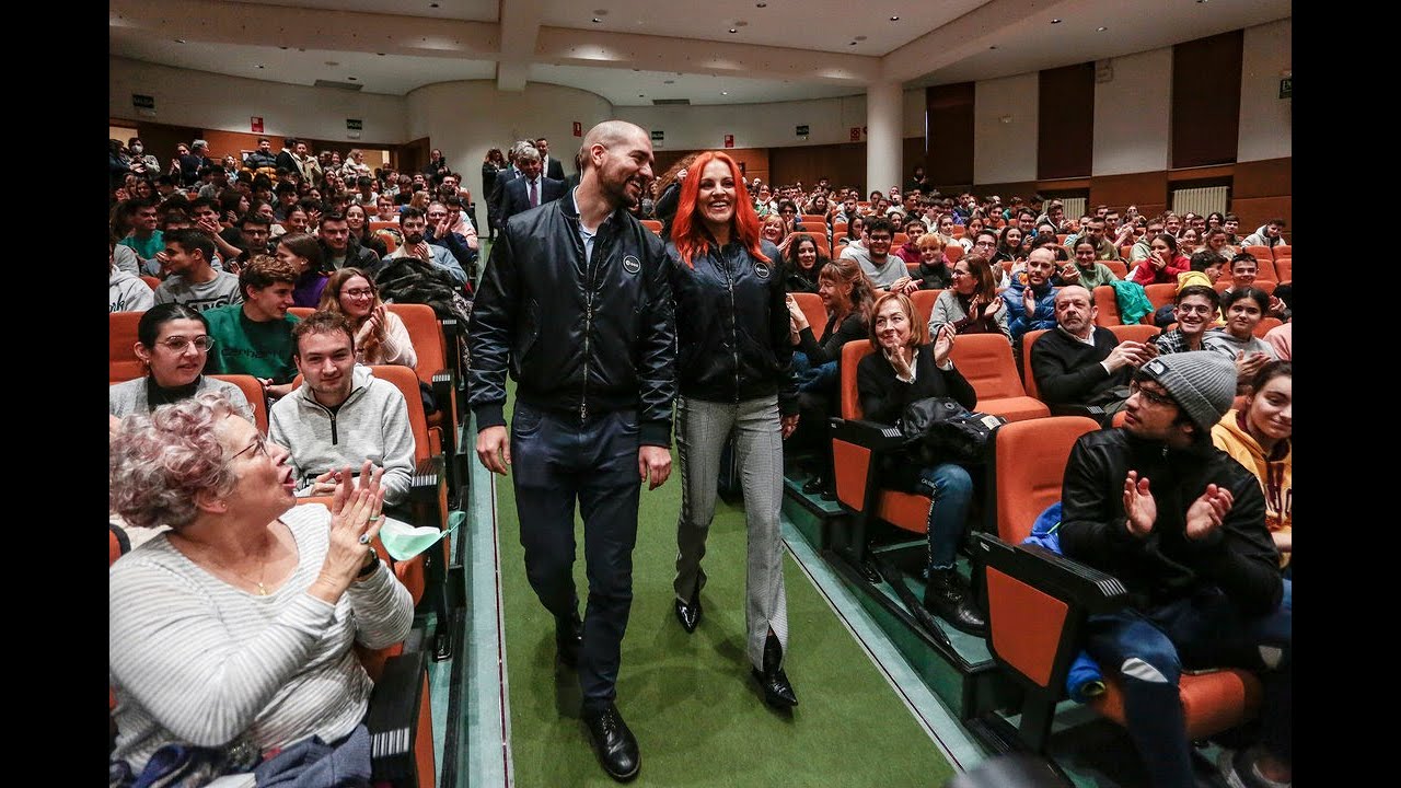 Los astronautas Pablo Álvarez y Sara García regresan a la Universidad de León
