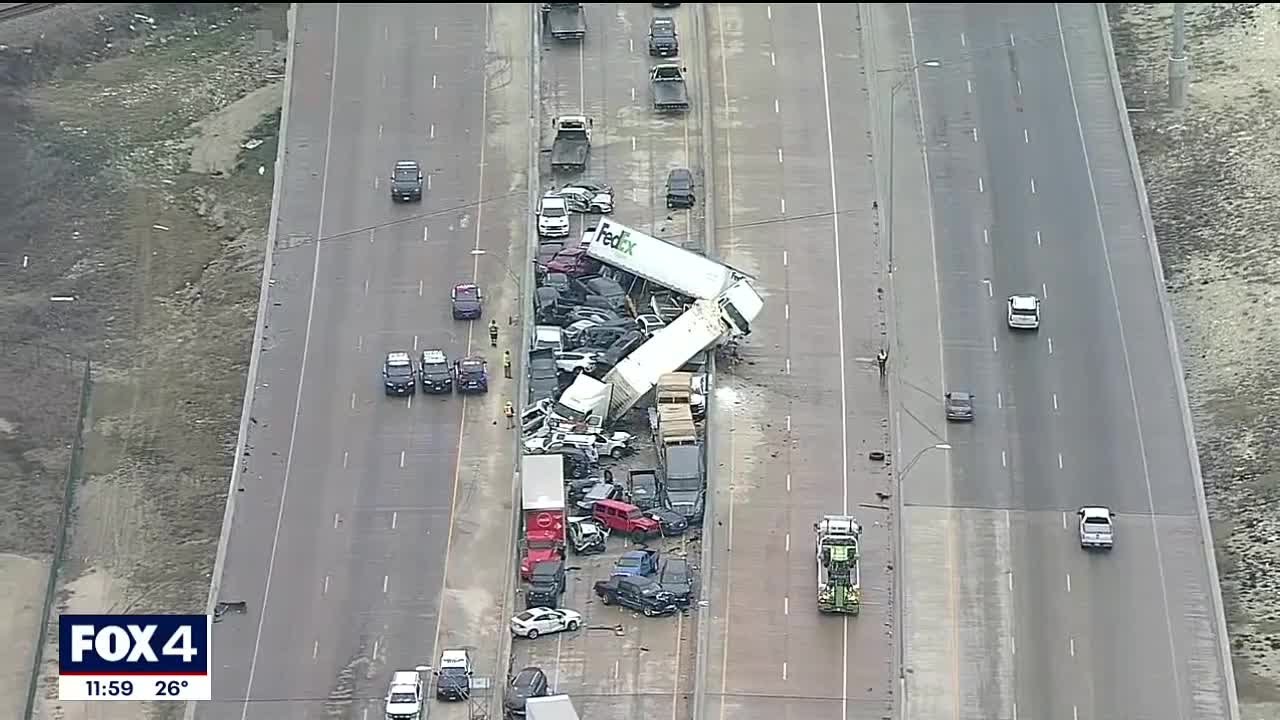 Fort Worth winter storm freeway pile-up kills at least 5 people, 100 vehicles involved