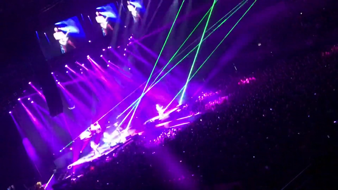 Def Leppard Pour Some Sugar on Me Sheffield 2018