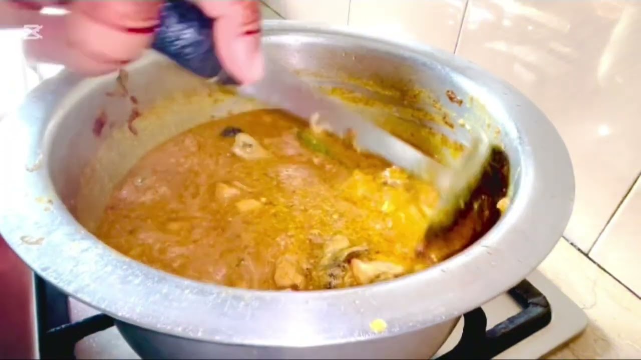 Ghar jaisi biryani bana lo! #chickenbiryani #homemade #desifood