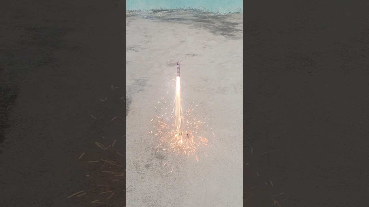 Bijli bomb rocket 🚀 || diwali crackers ||#shorts #diwalicrackers