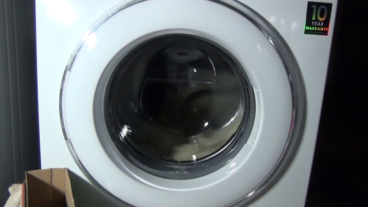 Samsung Ecobubble WF80F5U4W : Bedding on Synthetics Wash interm spin 1000rpm (Pt 4/9)