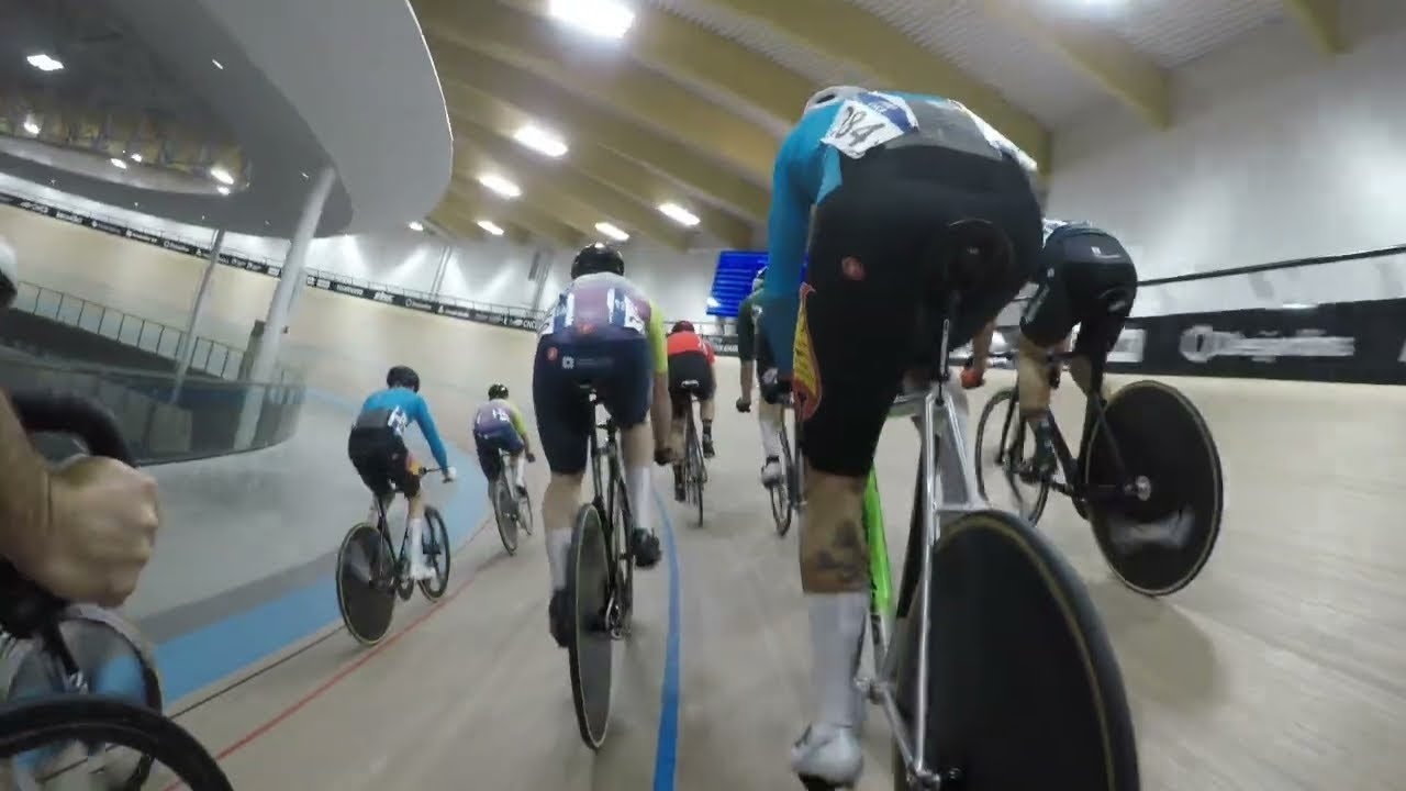 FULL RACE! Quebec Cup #1 – La Classique Van Den Eynde 50+ Masters Scratch
