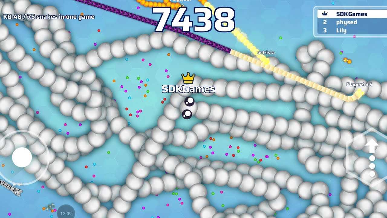 Playing Snake.io Part 1 - Gameplay Video