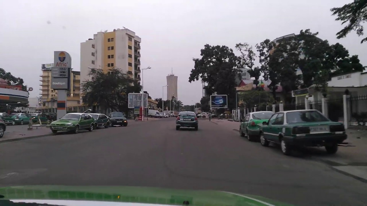Marché Total,  Bacongo et le centre ville de Brazzaville