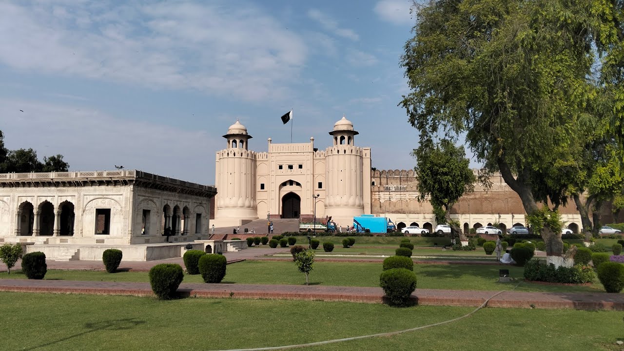 Lahore Fort - A Virtual Tour of Shahi Qila Lahore by Local Guide Kashif Misidia 