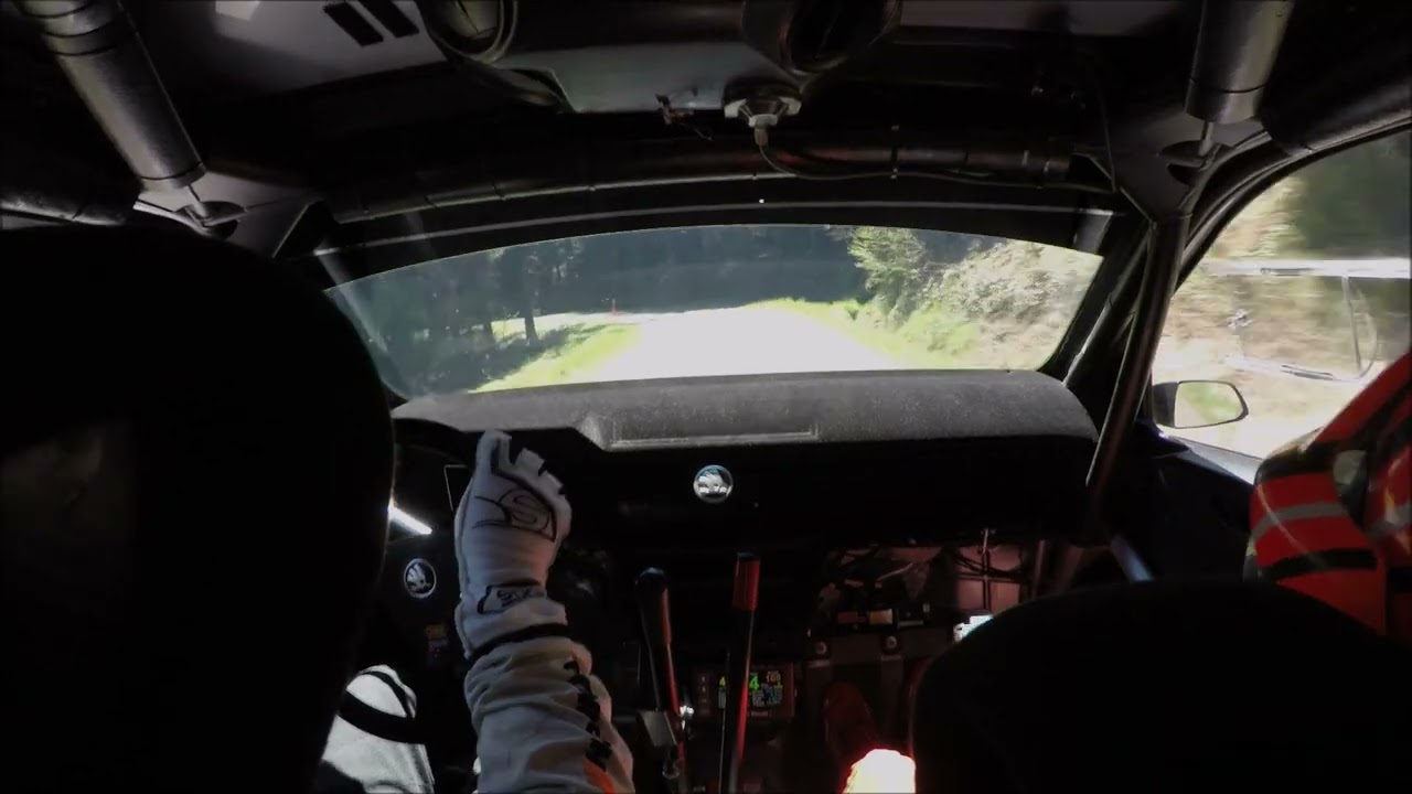 Rallye du Pays d'Olliergues Es 3 Boulakhlas/Rognon Skoda R5