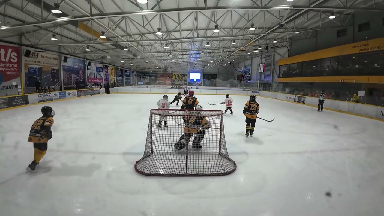 HK Sršne Košice 5 : 2 HK Košice White