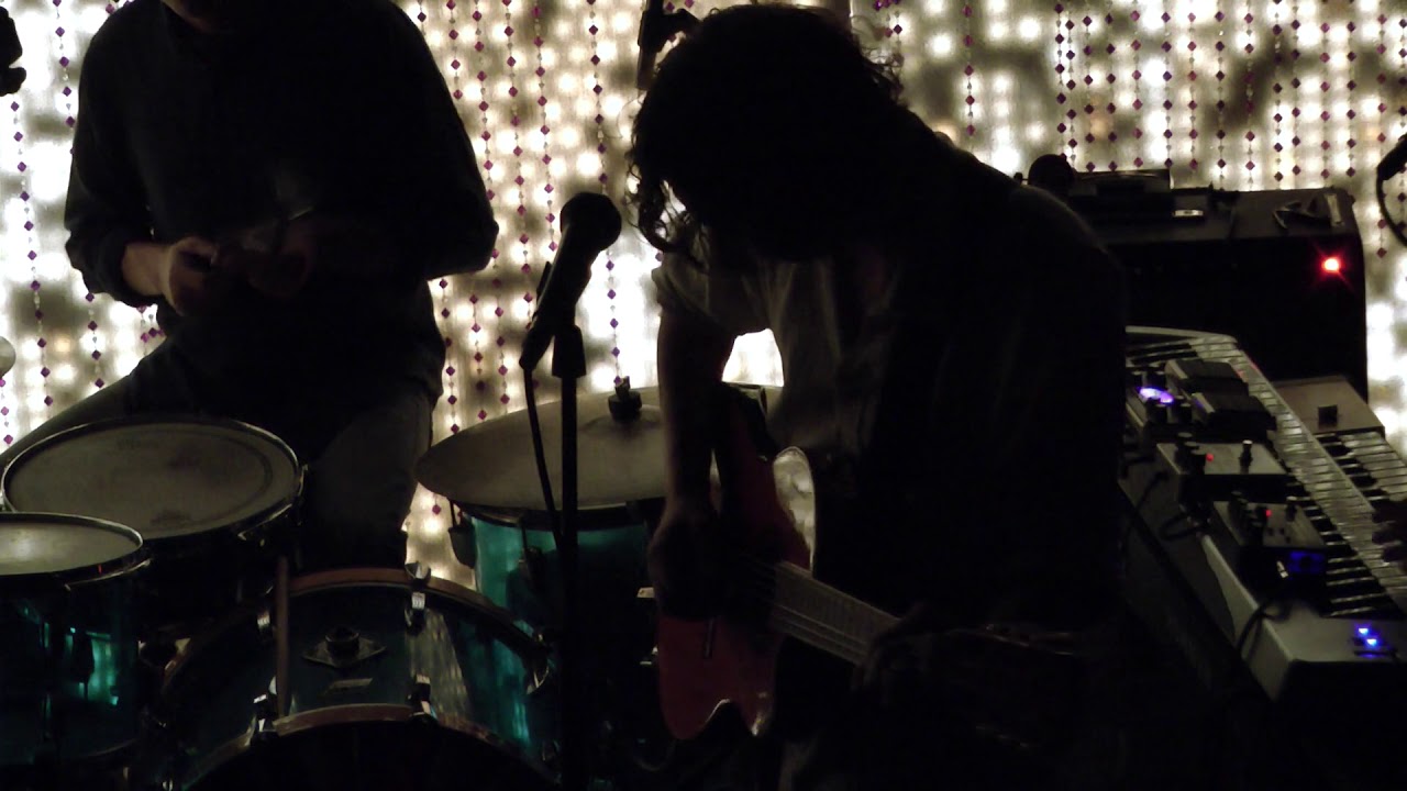 Cass McCombs - (Johnny Brenda's) Philadelpha,Pa 7.17.11 (Complete Show)