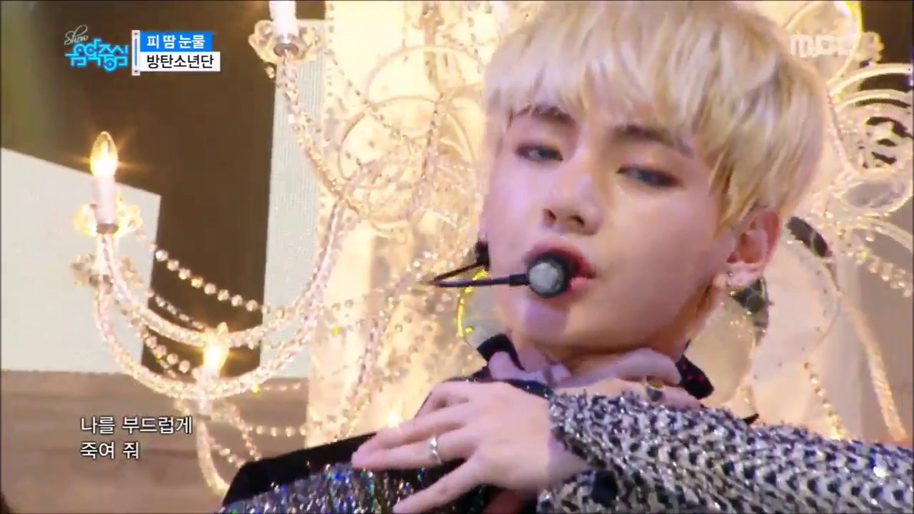 Sexy V BTS  in October 2016 [Kim Taehyung] pt.1