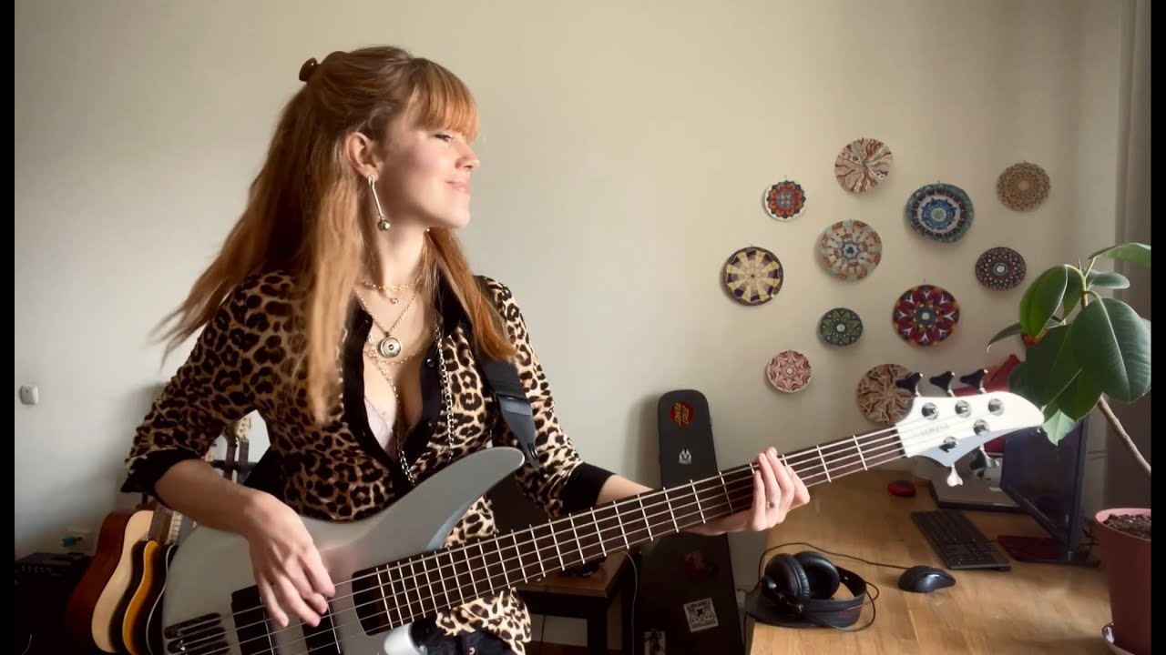 Alannah Myles - Black Velvet (bass cover by Kate Leschenko)