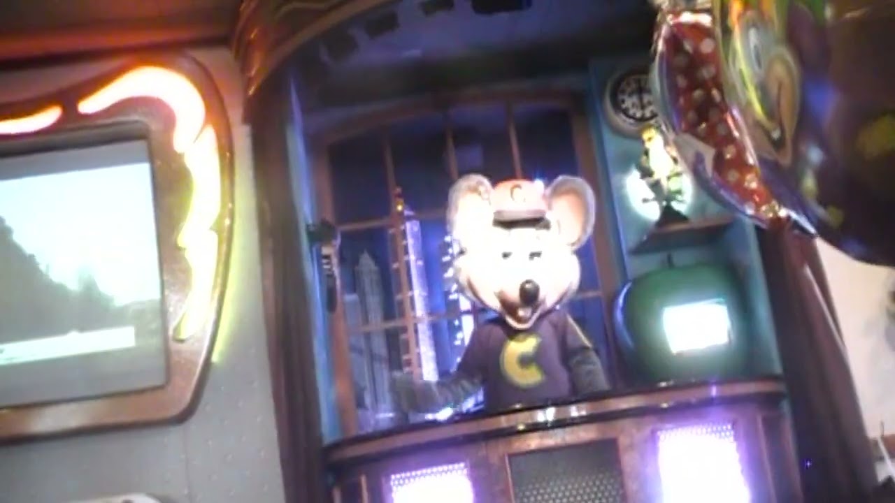 Chuck E Cheese Methuen - January 2013 Segment 5 (Everybody Wants To Rule The World)