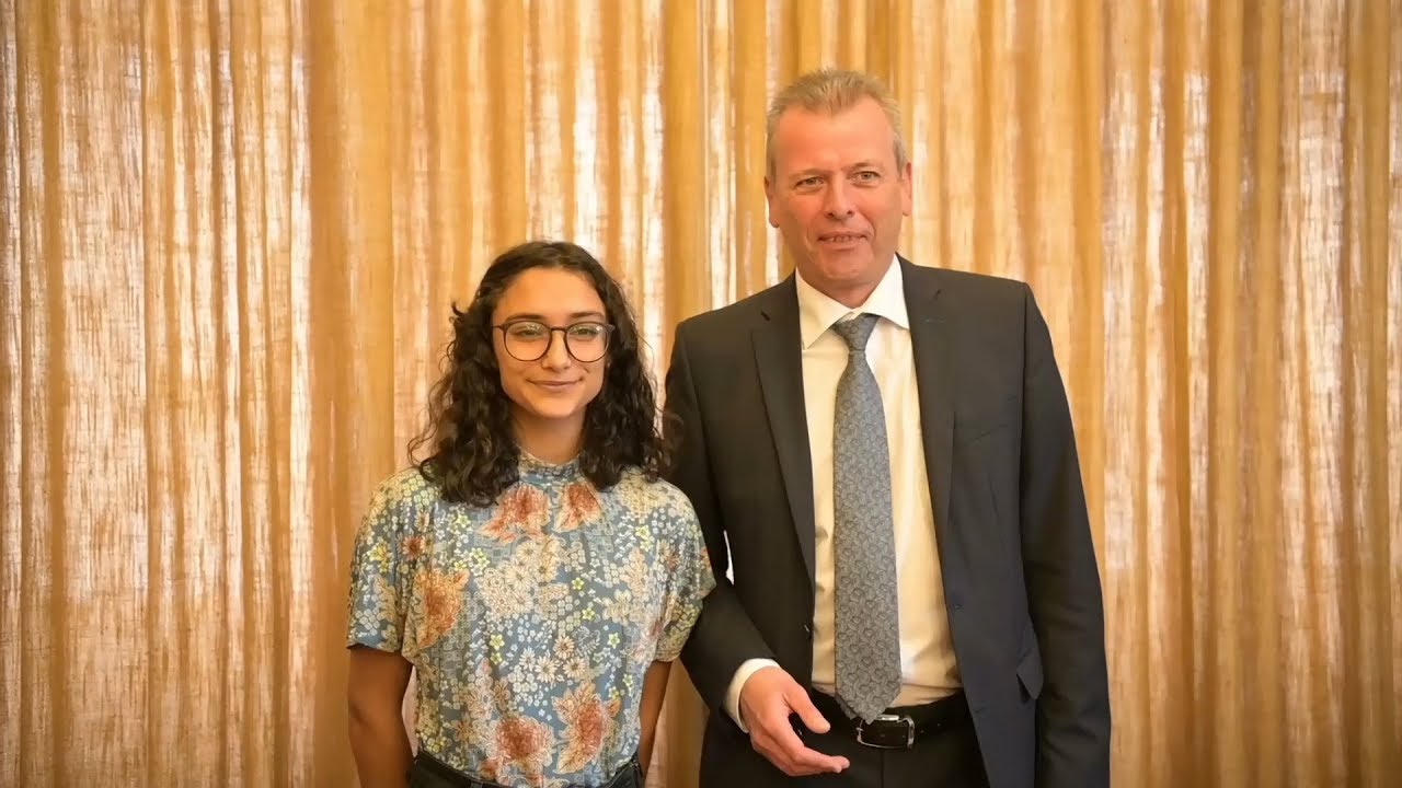 Nach AfD-Kommentar: Nürnberger Christkind äußert sich