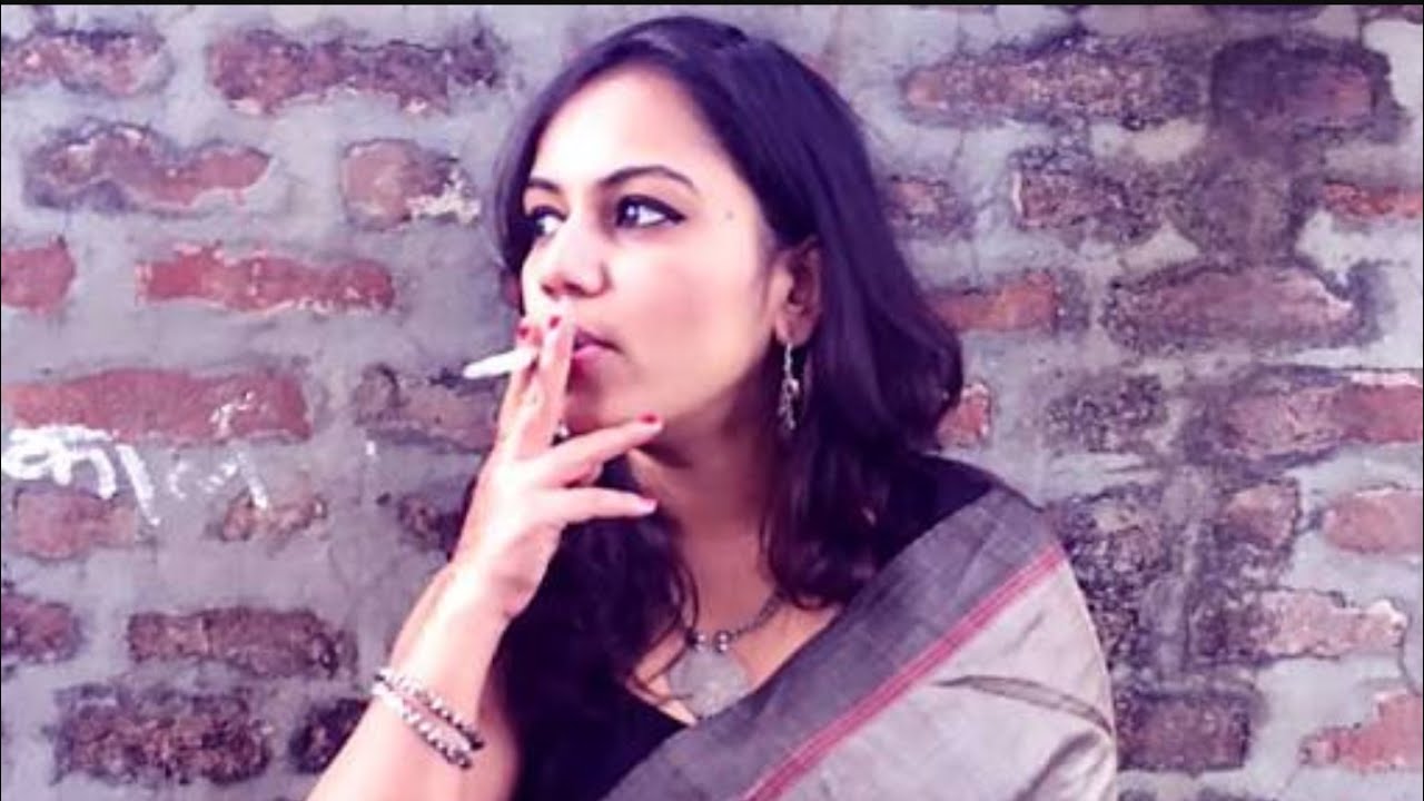 Smoking | Girls Smoking Mashup Whatsapp | Smoking Cigarette Status Bollywood Actress Whatsapp Status