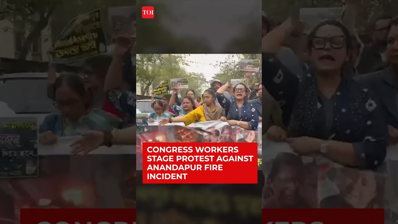 Congress Workers Protest Over Anandapur Fire Incident In Kolkata