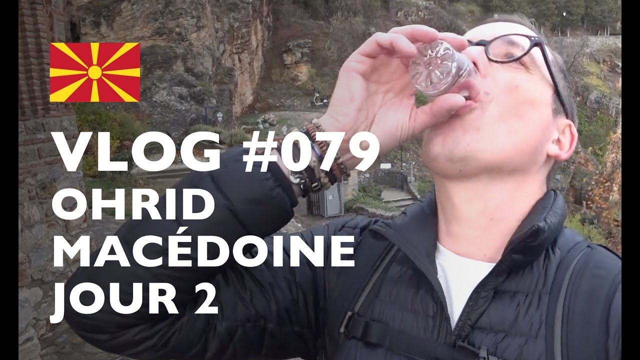 MACÉDOINE 🇲🇰 OHRID JOUR 2 : J'arrive dans l'église et le gardien m'offre à boire du raki
