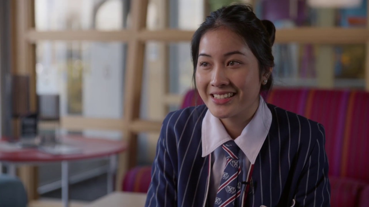 StAC: Dunyachut Vatananan (OC 2019)  and Narisara Thaniratt (OC 2020) | Thai International Students
