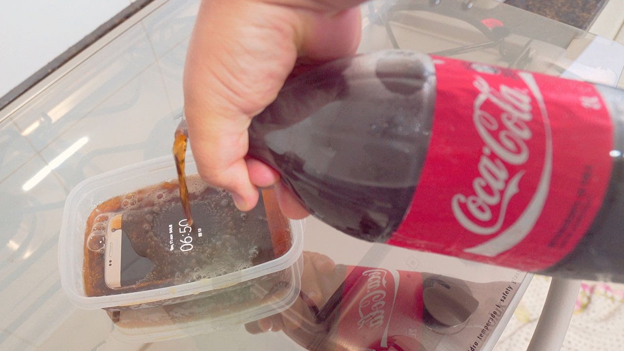 CONGELEI MEU CELULAR USANDO COCA-COLA  🍶 AMENIC &rsaquo;