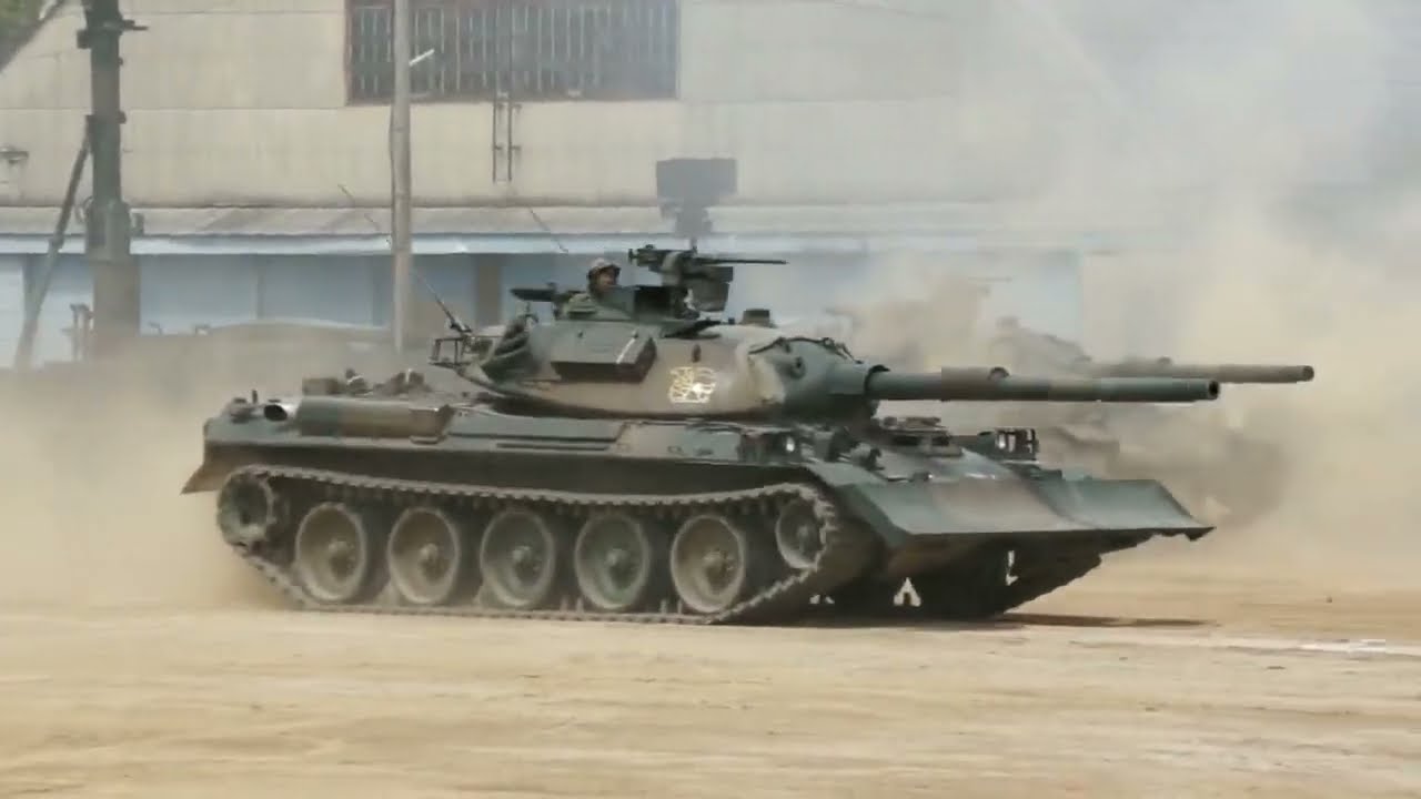 An incredible Performance by Japanese Type 74 tanks