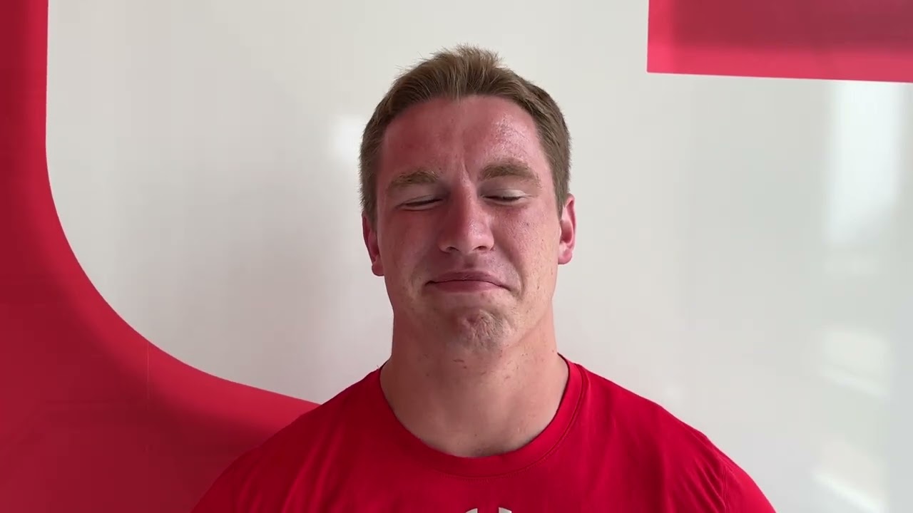 Central College track and field athlete Thomas Spoehr