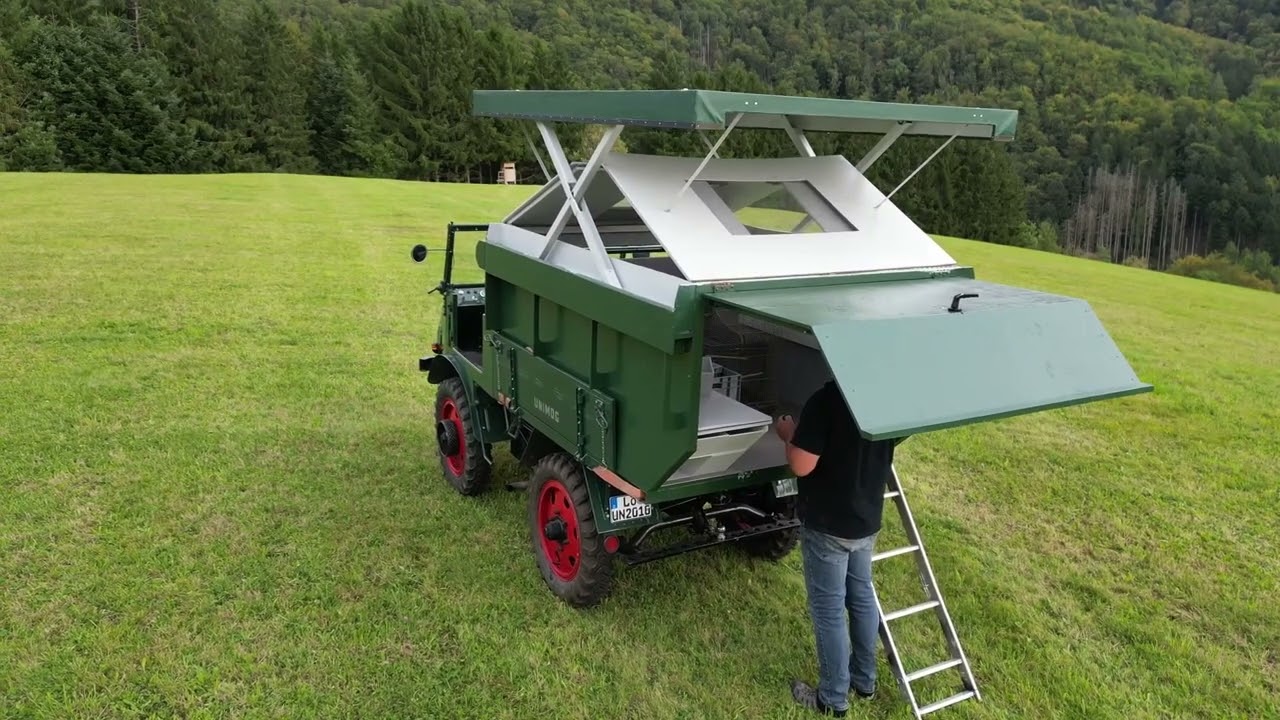 Unimog 2010 mit Schlafkoffer