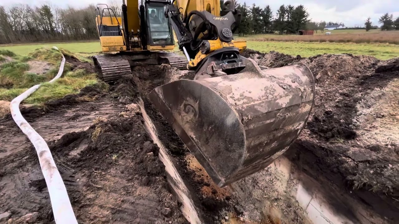Dr&aelig;ning med Cat 320 next